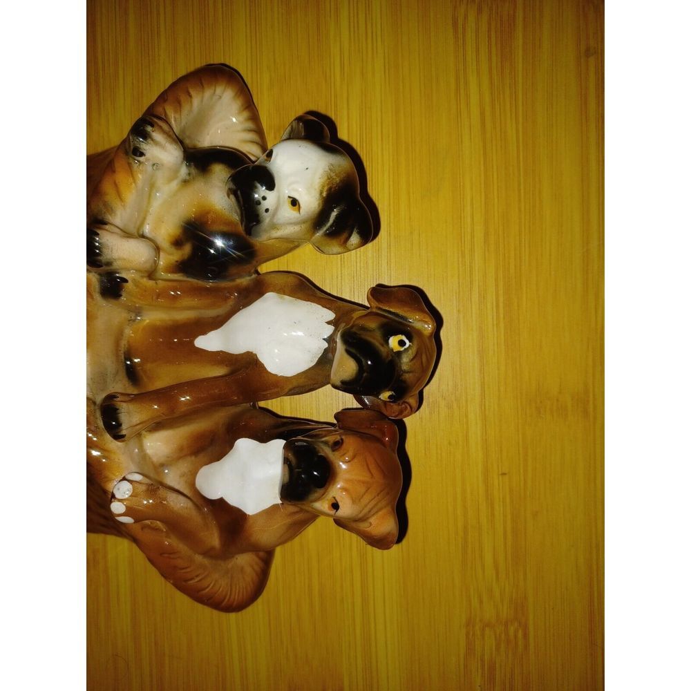 Enesco Marilyn Exclusive #5C65 Boxer Puppies Basket Ceramic Wall Plaque 6" x 6" - Picture 3 of 6